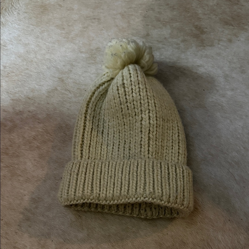Hand knit Cozy Cream Knit Pom-Pom Beanie feels like wool no
Tags